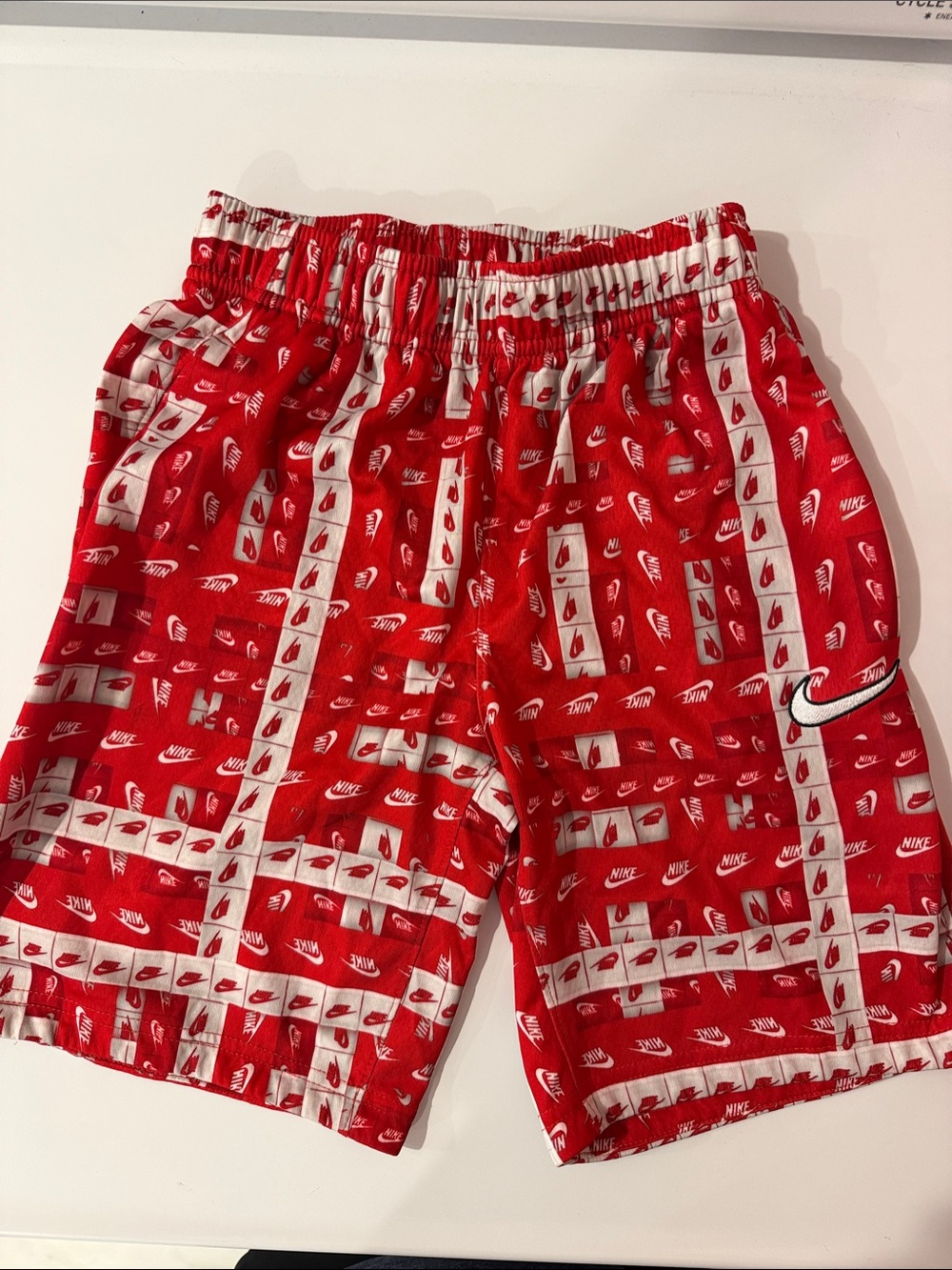 Boys Small Nike Red and White Logo-Pattern Kids Athletic Shorts